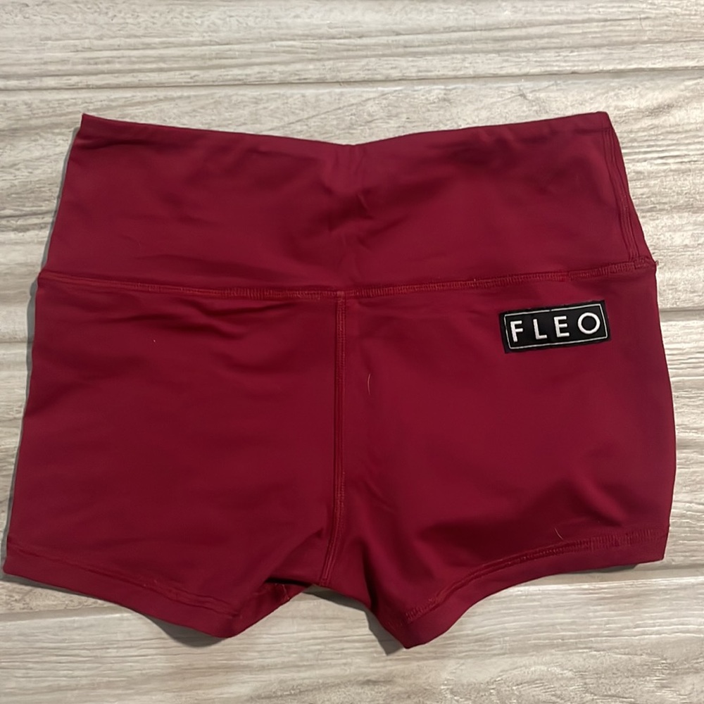 FLEO Deep Red High Rise Original Size S - Picture 2 of 4